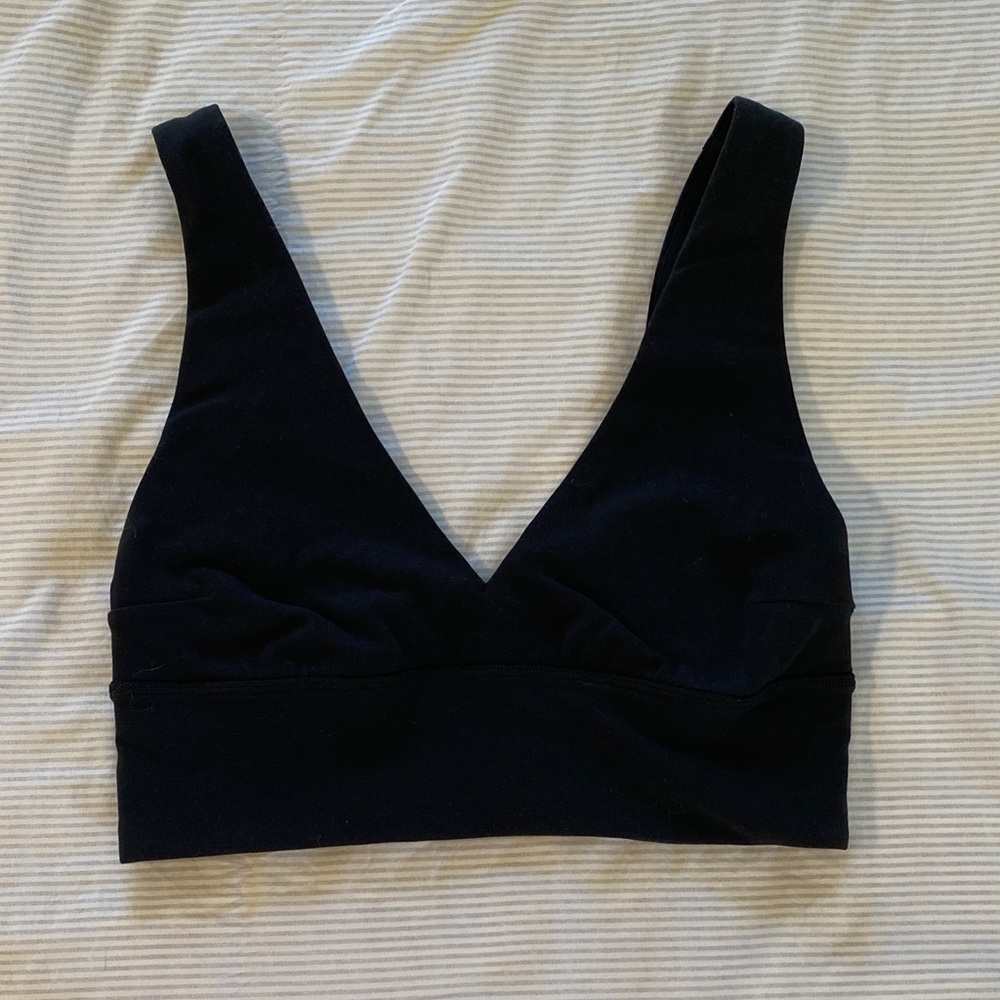 lululemon athletica Black V-neck yoga bra